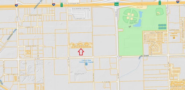 Building Photo - Walking Distance to Community