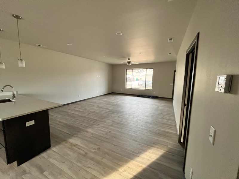 Building Photo - 2212 Quartzite Dr