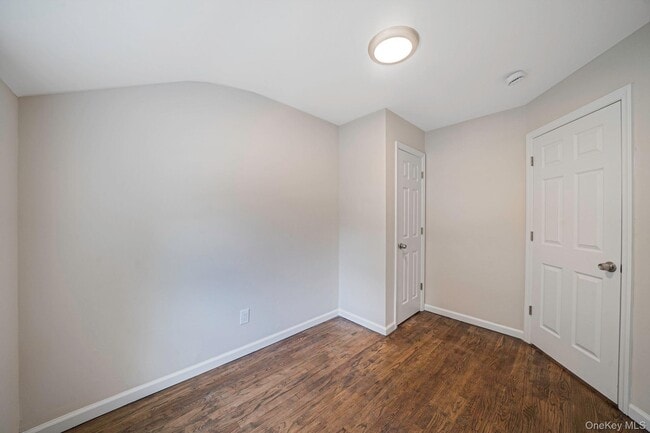 Building Photo - 610 Americus Ave