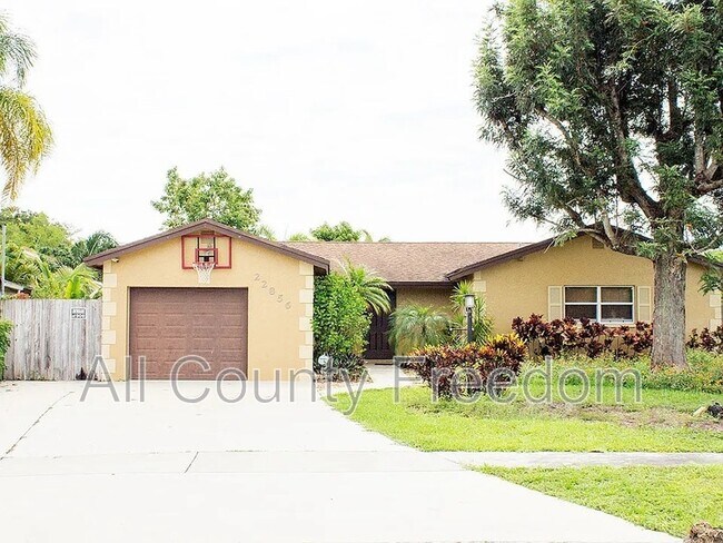 Primary Photo - 22856 SW 53rd Ave
