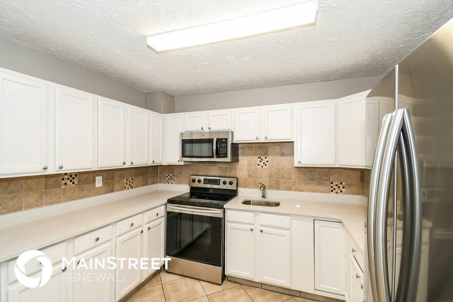 Building Photo - 4020 Angol Pl