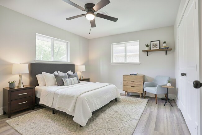 Building Photo - 704 Natchez River Cir