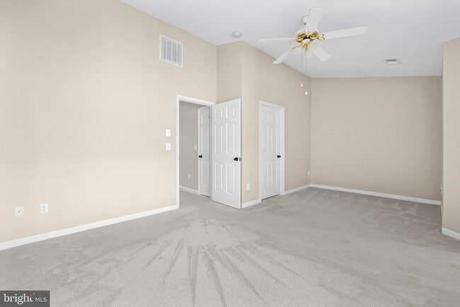 Building Photo - 5011 Waple Ln