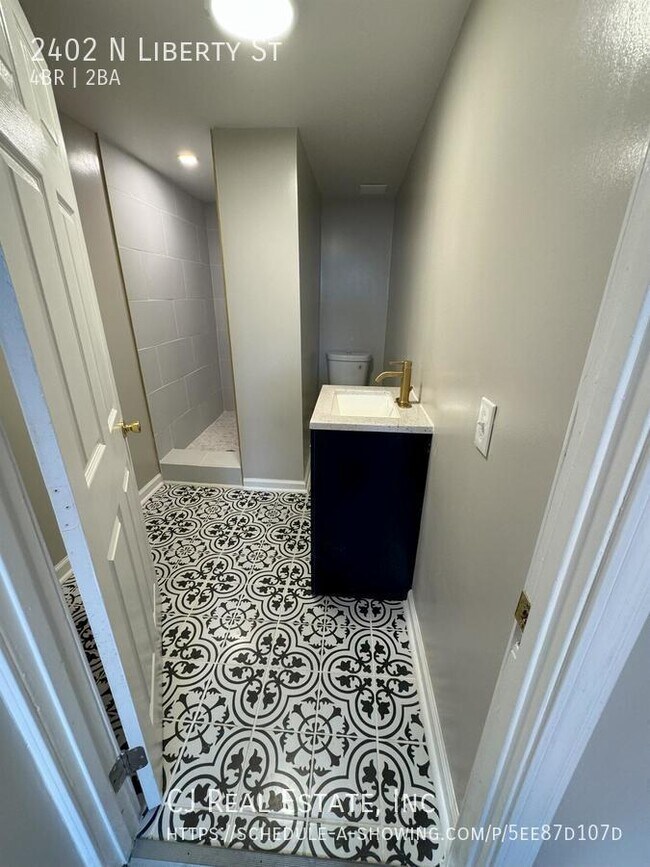 Building Photo - 2402 N Liberty St