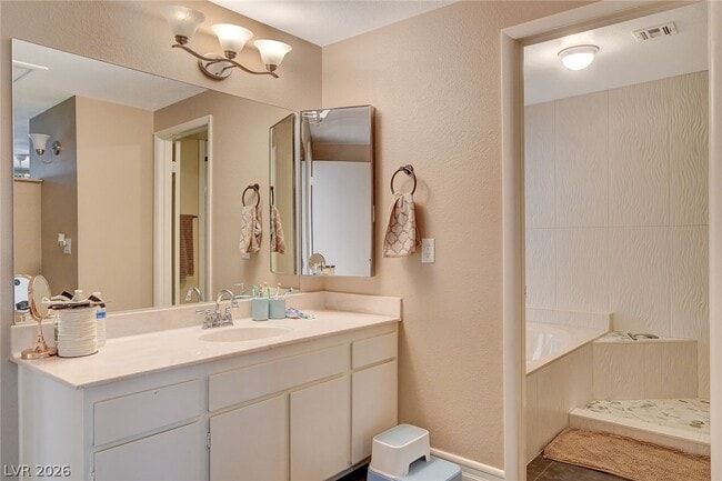 Building Photo - 2408 El Cortez Ave