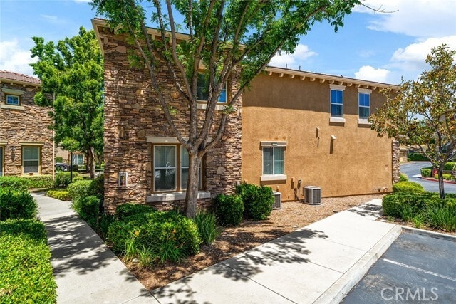 Building Photo - 30505 Canyon Hills Rd