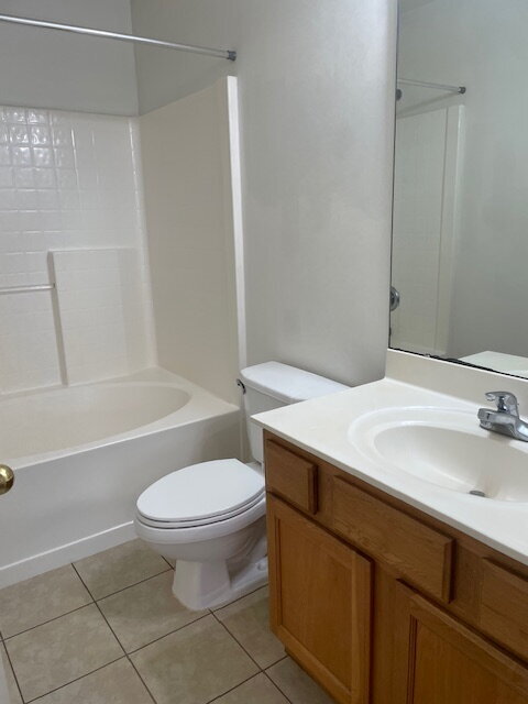 Building Photo - "Charming 2-Bed, 2-Bath Townhouse in Ft Walton Beach!"