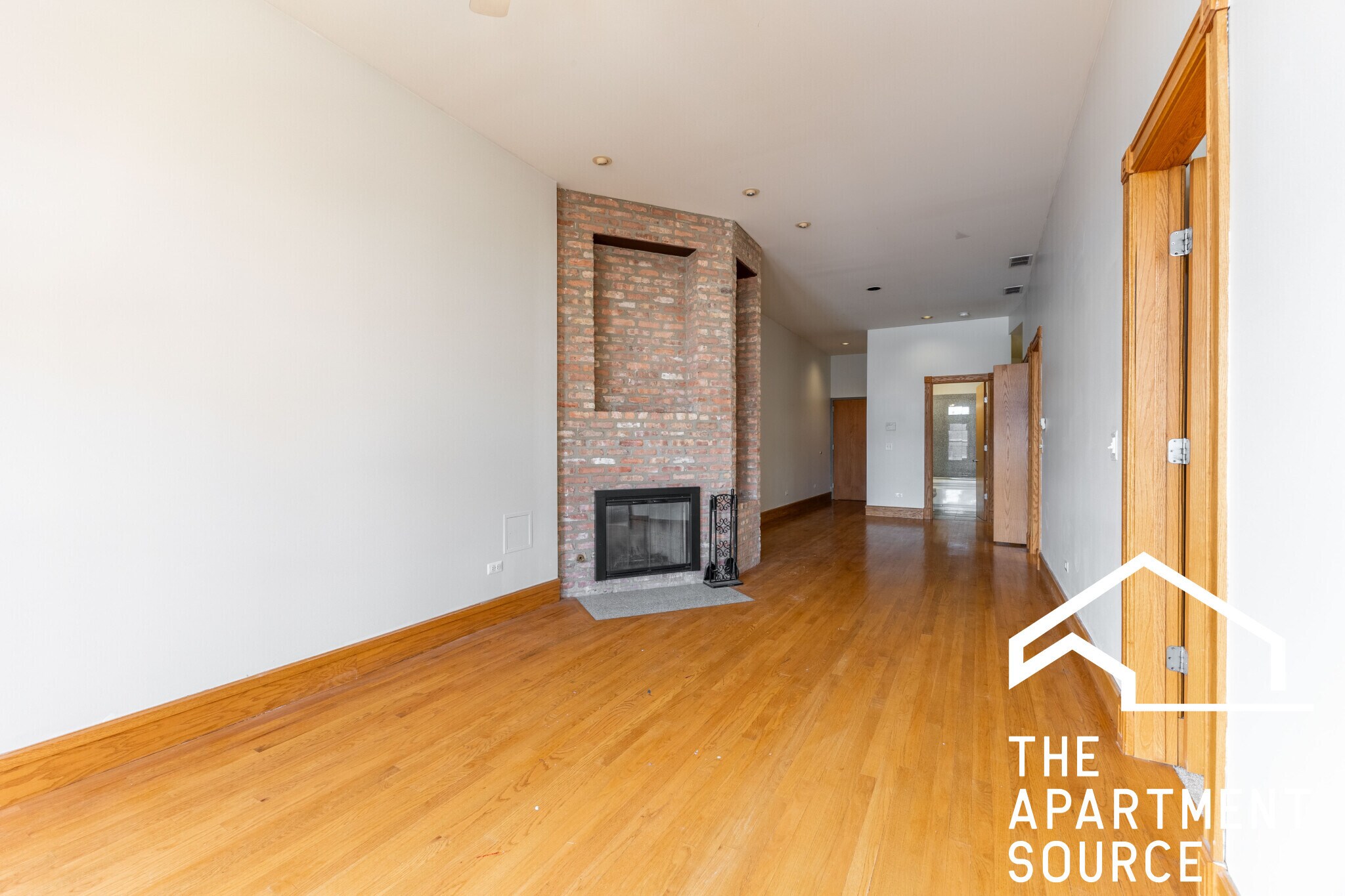 Building Photo - 1162 W Grand Ave