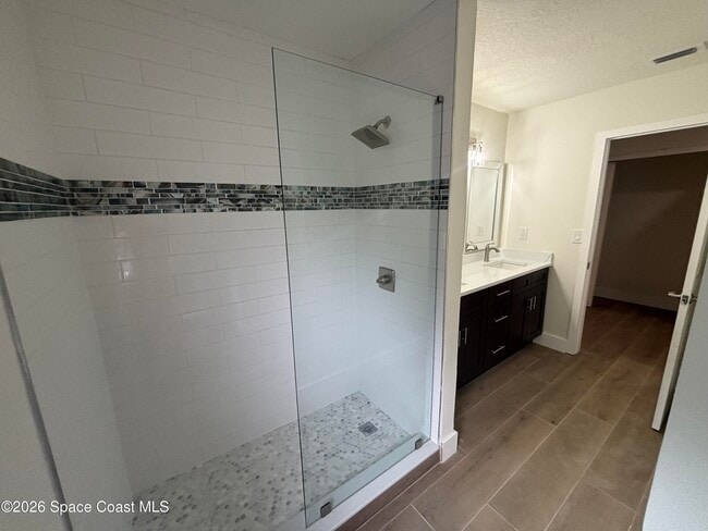 Building Photo - 6335 S Tropical Trail