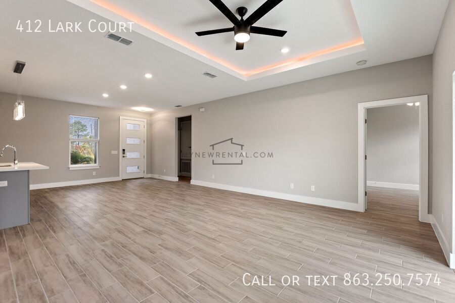 Building Photo - 412 Lark Ct