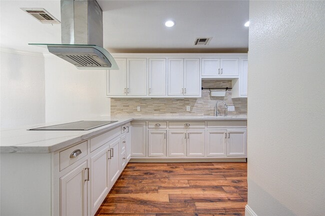 Building Photo - 438 E Fair Harbor Ln