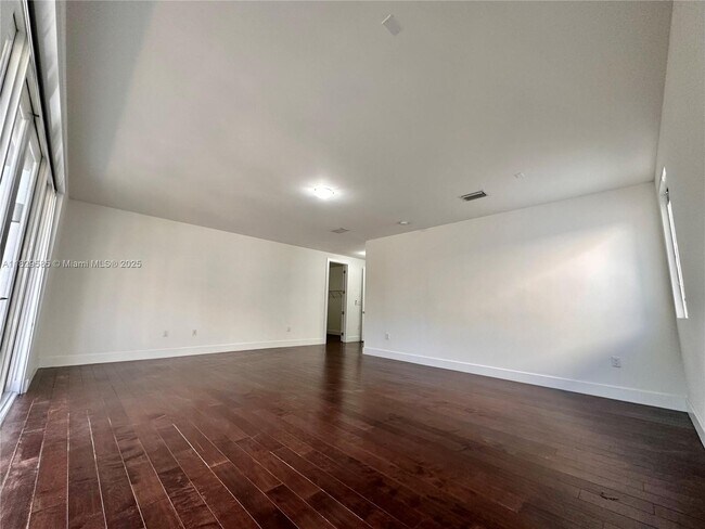 Building Photo - 10258 NW 74th Terrace