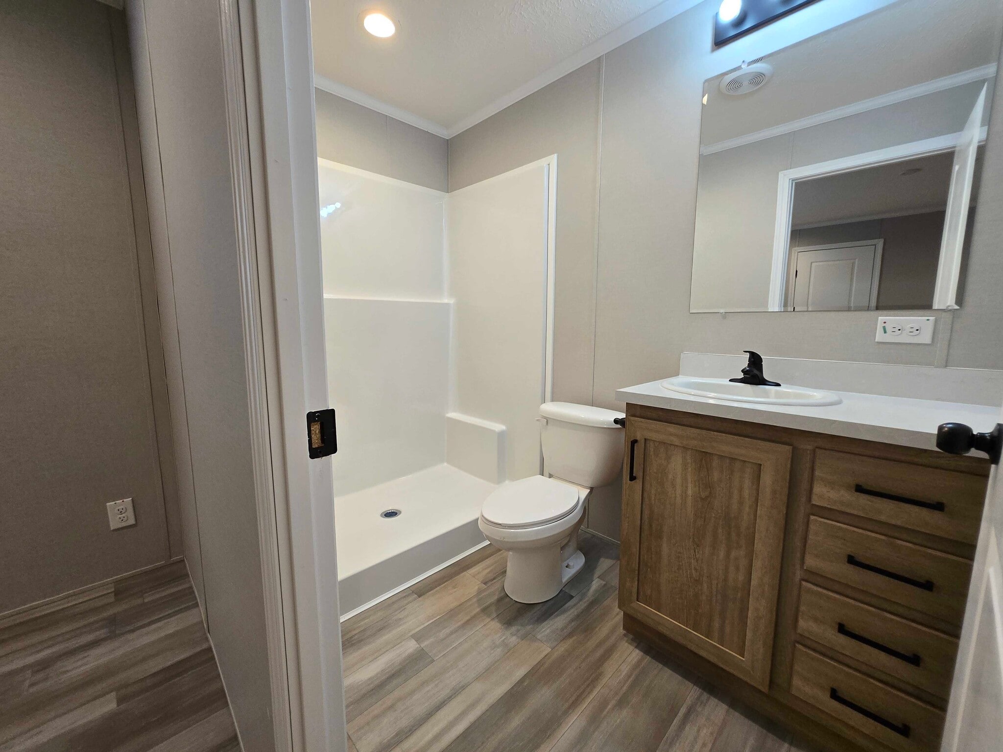 Building Photo - 29884 Jamestown Dr