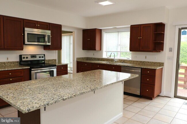 Building Photo - Secluded Country Retreat with Picturesque ...