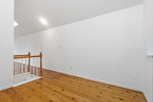 Building Photo - 1616 Kipling St