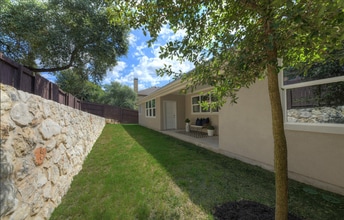 Building Photo - 1035 Rock Shelter