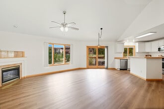 Building Photo - 8 Redtail Ct