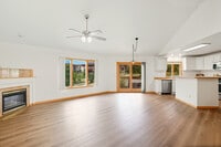 Building Photo - 8 Redtail Ct