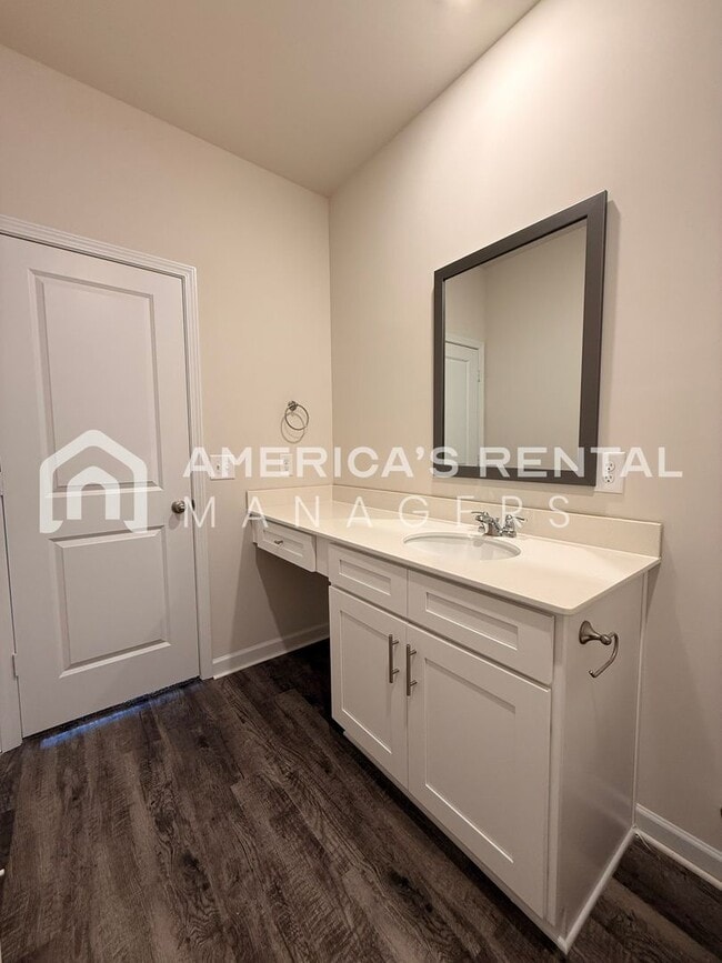 Building Photo - New Construction - 3 Bed / 2 Bath Home wit...