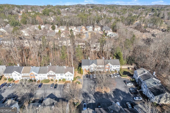 Building Photo - 9155 Nesbit Ferry Rd