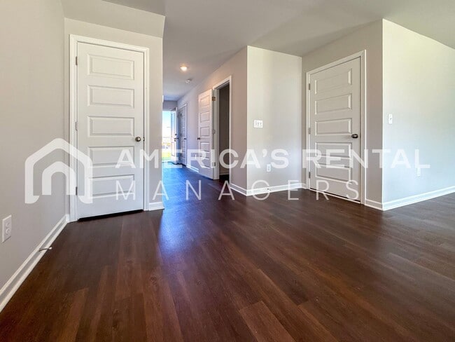 Building Photo - 92 River Grass Dr