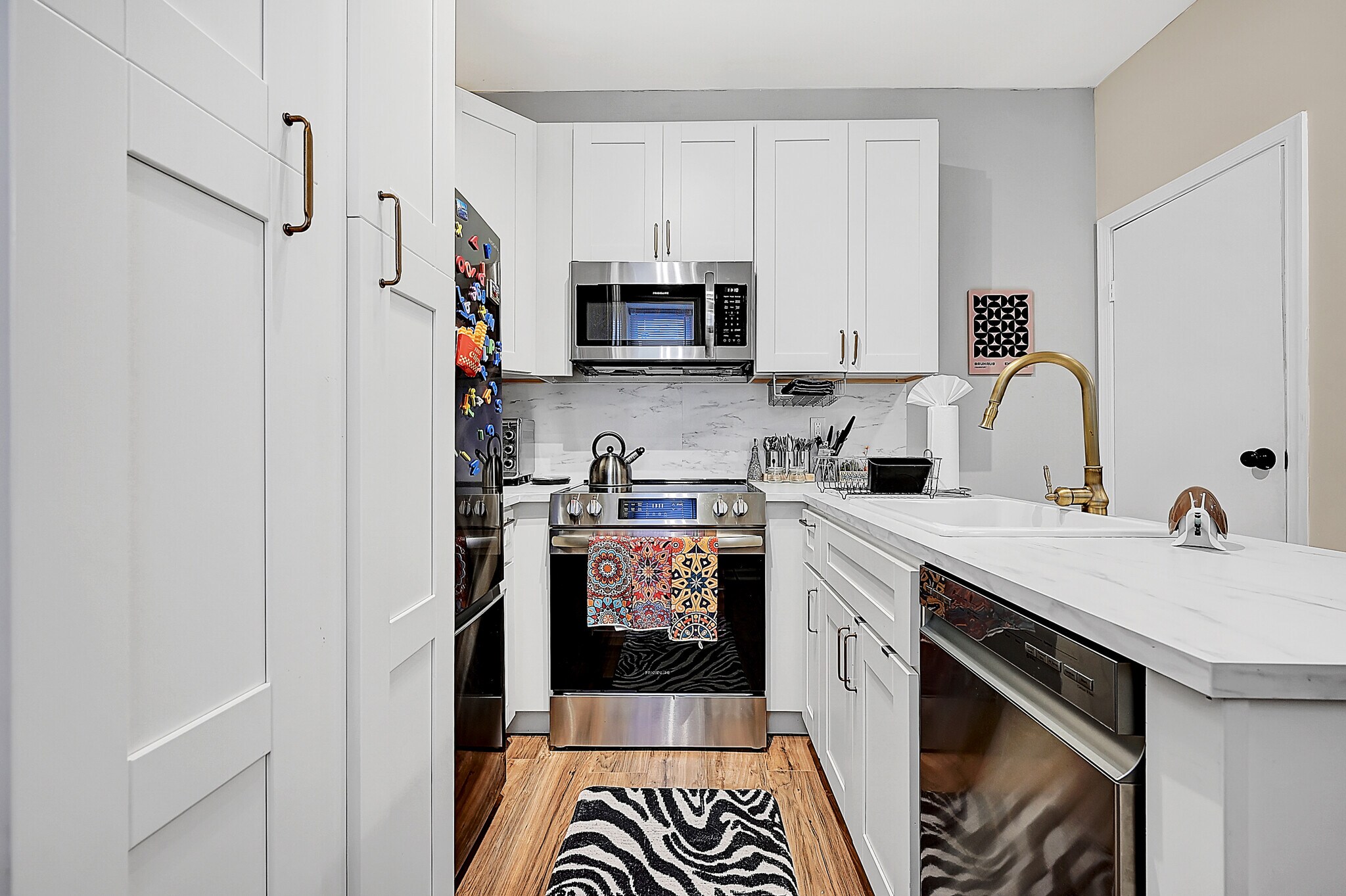 Building Photo - 1301 S 49th St