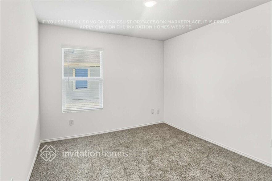 Building Photo - 5406 Longshadow Dr