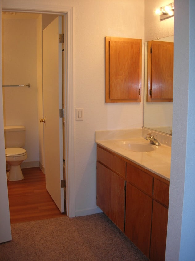 Building Photo - 1920 Lazzini Ave