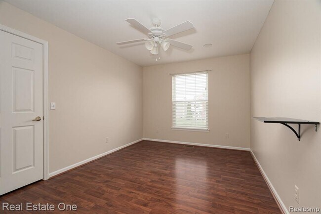 Building Photo - 14864 Liri Dr
