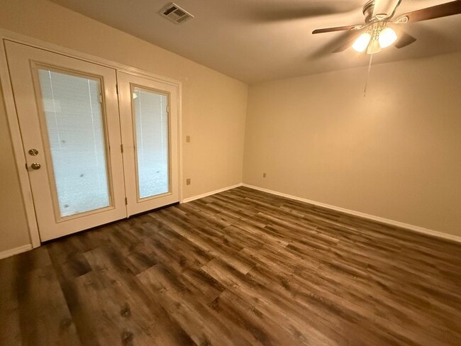 Building Photo - 1206 Whipporwill Ln