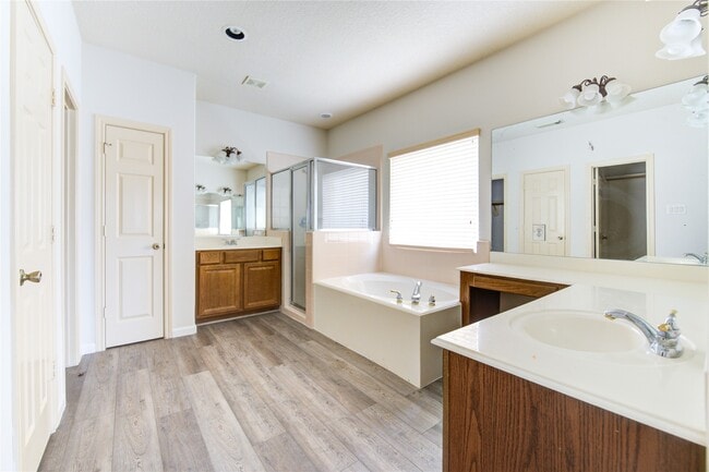 Building Photo - 800 Mulligan Ct