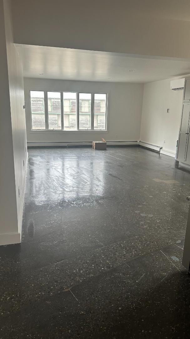 Building Photo - 9 Johnson Ln