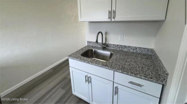 Building Photo - 3632 Manslick Rd