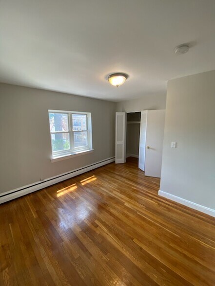 Building Photo - 45 Selkirk Rd