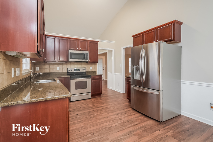 Building Photo - 6402 Estes Ct