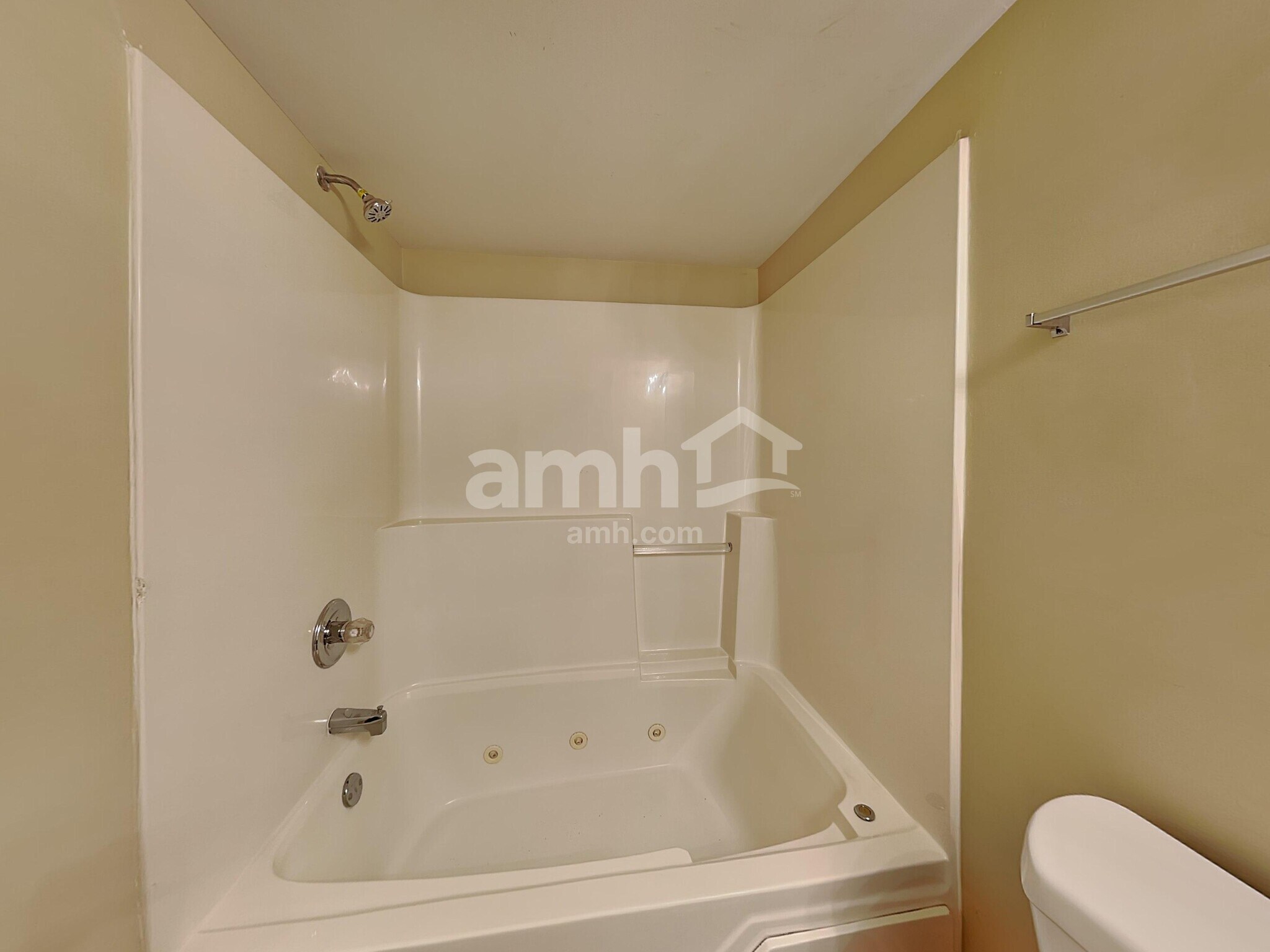 Building Photo - 7003 Pyramid Dr