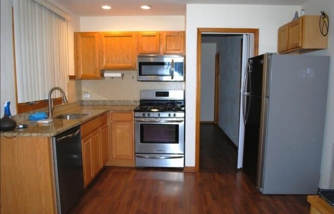 Building Photo - 267 Paterson Ave