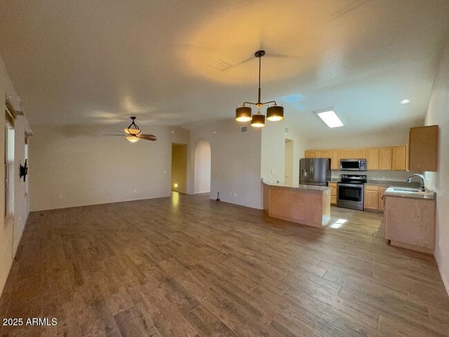 Building Photo - 3858 Plaza Margarita