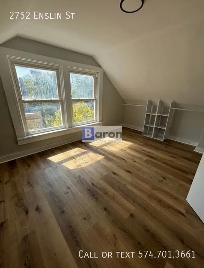 Building Photo - 2752 Enslin St