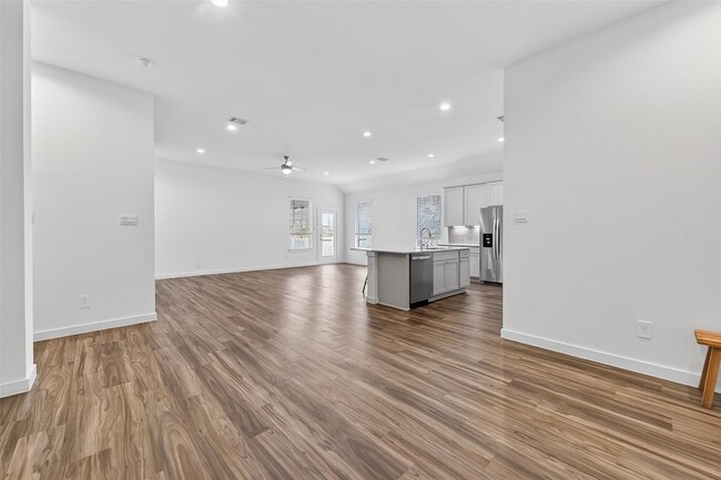 Building Photo - 13304 Big Sky Ct