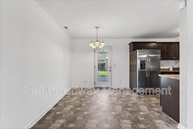 Building Photo - 837 Shelton Cir