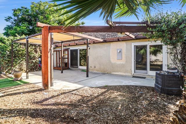 Building Photo - 1307 S Petit Ave