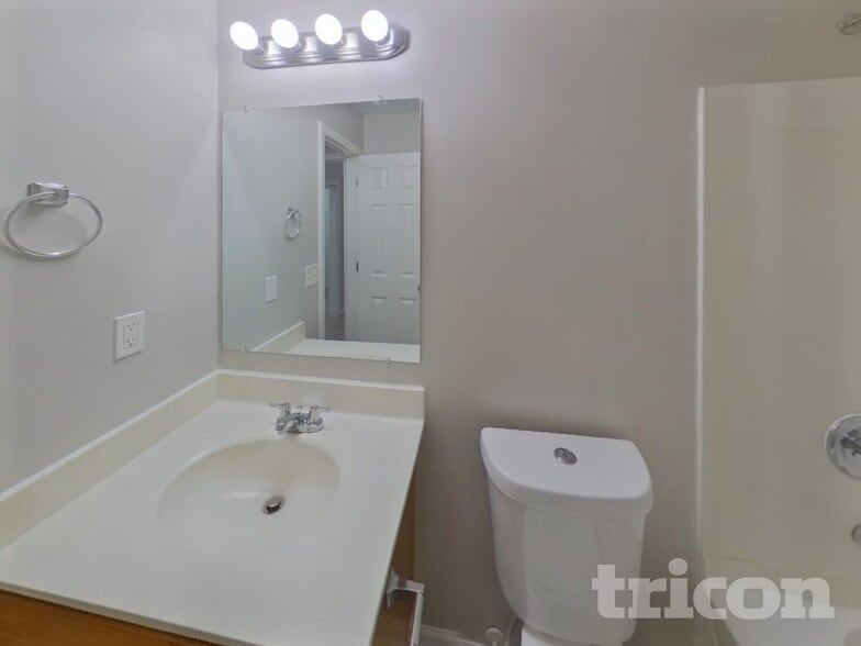 Building Photo - 1392 Zered Pl NW