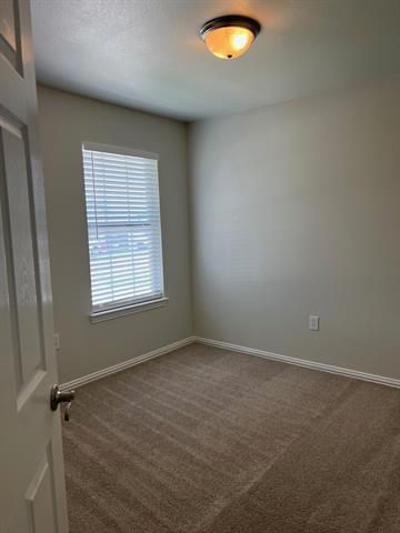 Building Photo - 1712 Willow Wood Dr