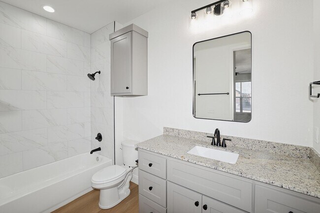 Building Photo - 10424 Tierra Santa Dr