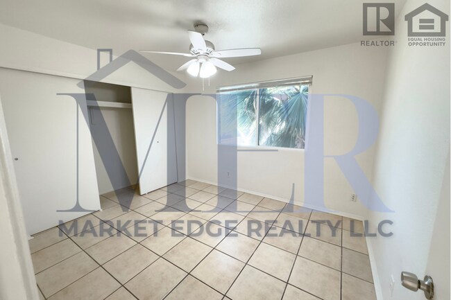 Building Photo - 2Bed/2Bath Apartment at Peoria Ave/19th Ave! Ready for Immediate Move-In! -- All Tile Flooring!