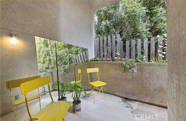 Building Photo - 11847 Laurelwood Dr