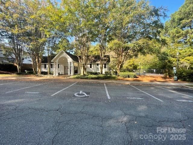 Building Photo - 12315 Bluestem Ln