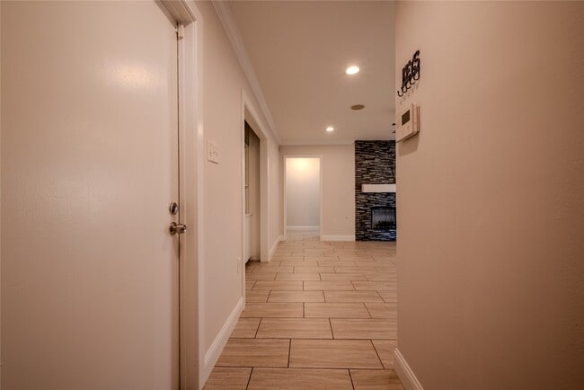 Building Photo - 16250 Camino Del Sol Dr