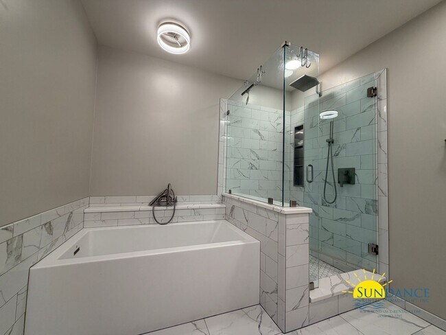 Building Photo - 30 Golden Eagle Ct